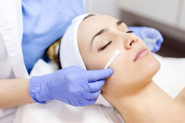 What To Know About Chemical Peel Expect After Light